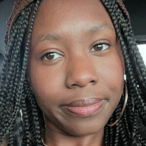 Mahogany R - UMN Babysitter