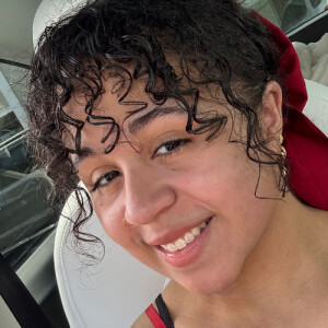 Ariel M - University of Hawaii Babysitter