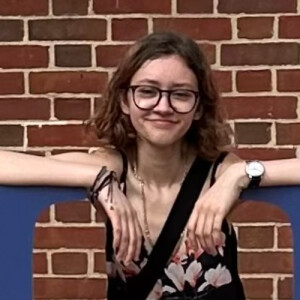 Chloe B - Buff State Babysitter