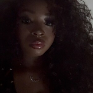 Aminah O - Anne Arundel Babysitter