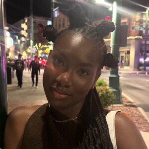 Mo F - University of Arizona Babysitter