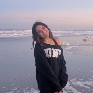 Stephanie W - UNF Babysitter