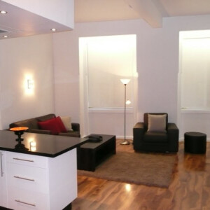 JOY O - NYU Babysitter