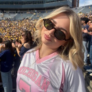 Samantha C - LMU Babysitter