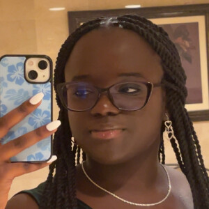 Lauddly M - UAlbany Babysitter