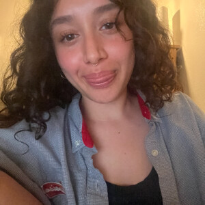 Isis J - San Diego Babysitter