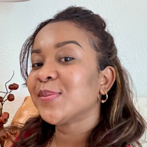 S. Josiane R - Palm Beach State Babysitter