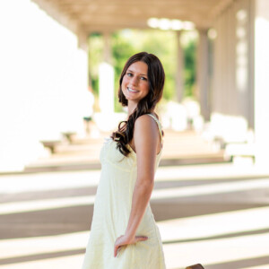 Ellie M - Auburn Babysitter