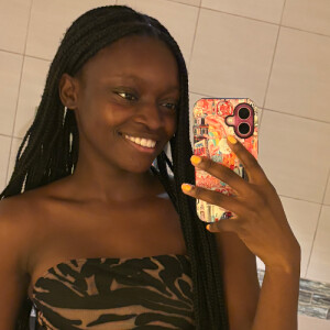 Kayla S - Valencia Babysitter