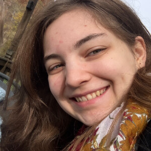 Theresa W - UIUC Babysitter