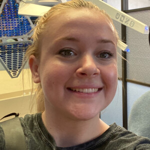 Abby H – Sonoma State Student Seeking Babysitting Jobs