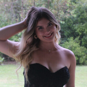 Kira M - LSU Babysitter