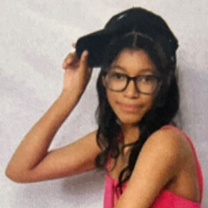 Peri C - Lamar Babysitter