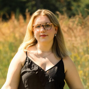 Ashlyn B - Alma Babysitter