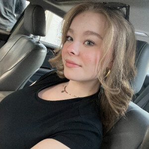 Vivienne N - ECU Babysitter