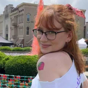 Lisa M - Sinclair Babysitter