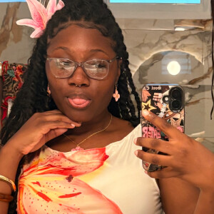 Yahnique S - Tarrant County College- Northeast Babysitter