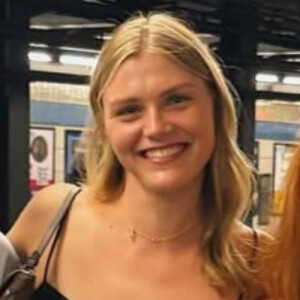 Molly B - Villanova Babysitter