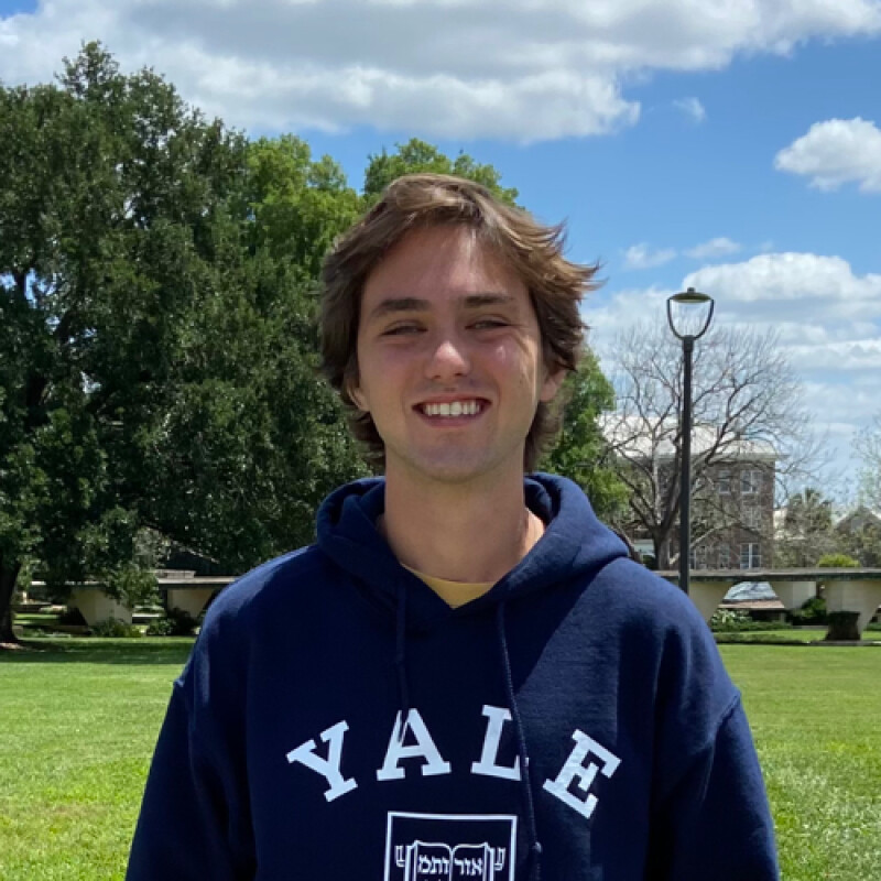 Sean's Yale Roommate Profile | Roomsurf