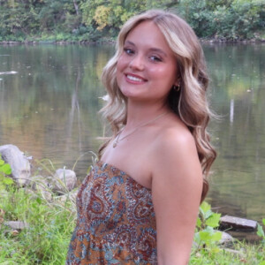 Chloe H - IUP Babysitter