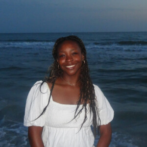 Reese H - UK Babysitter