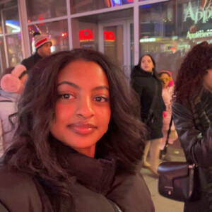 Maki L - SU Babysitter