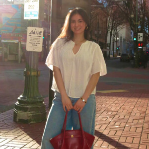 Meagn H - University of Oregon Babysitter