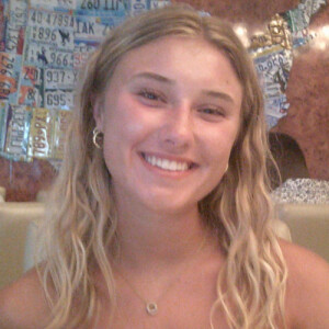 Baylie V - UGA Babysitter