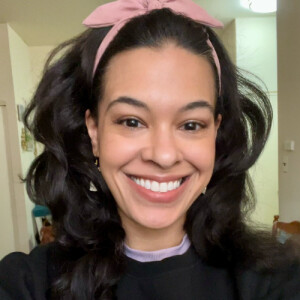 Danessa R - FAU Babysitter