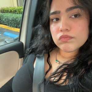 Mia G - UF Babysitter