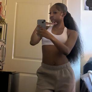 Kourtney B - Texas State Babysitter