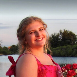 Caroline G - Regent Babysitter