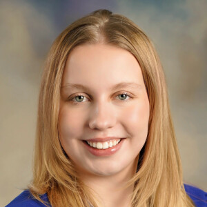 Victoria P - College of Lake County  Babysitter