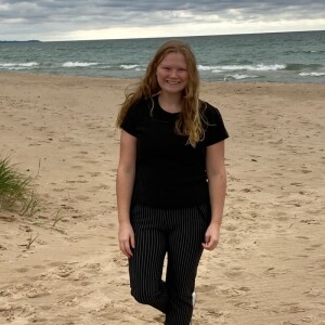 Isabella F - CMU Babysitter