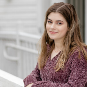 Amelia H – FSU Student Seeking Babysitting Jobs