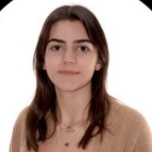 Klara E - Wentworth Babysitter