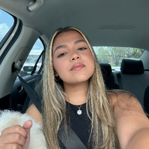 Luciana R - UF Babysitter