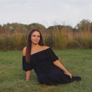 Clara M - LUC Babysitter