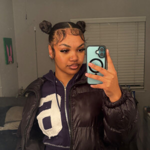 Dailyn R - SFSU  Babysitter