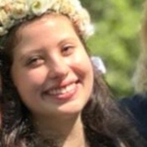 Julia F - Hunter College Babysitter
