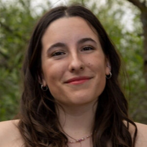 Maya D.