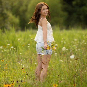 Aivee S - WWU Babysitter