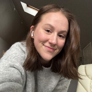 Caroline K - Cuesta Babysitter