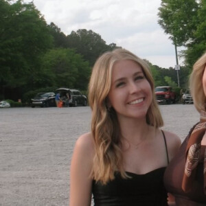 Madi R - UNCW Babysitter