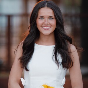 Madison H - USU Babysitter