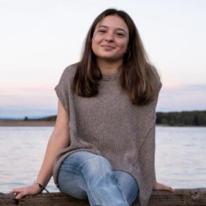 Melina M - Oregon Tech Babysitter