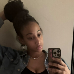 Niya M - CMU Babysitter