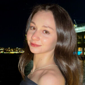 Josie W - Fordham Babysitter