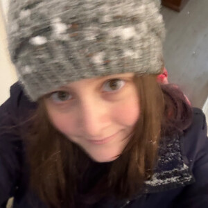 Alysen G - UWF Babysitter