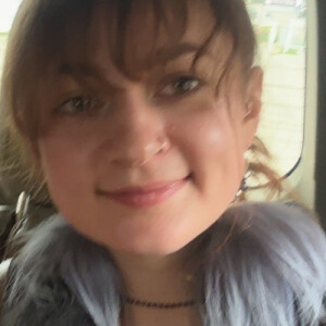 Ivy W - William & Mary Babysitter